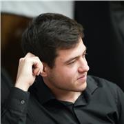 Profesor titulado en Flauta Travesera con experiencia en alumnos de Enseñanzas Profesionales